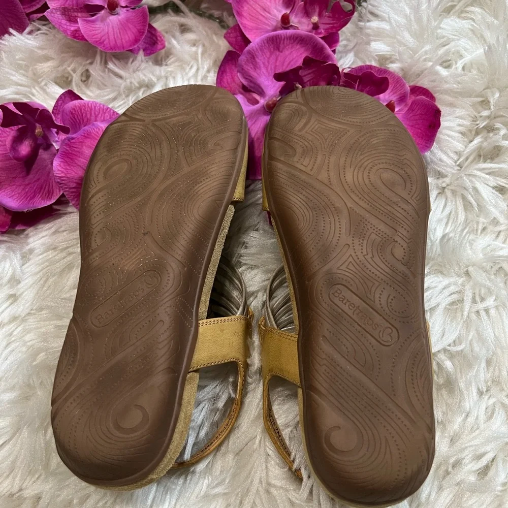 ✨Baretraps leather sandals - Picture 2 of 5